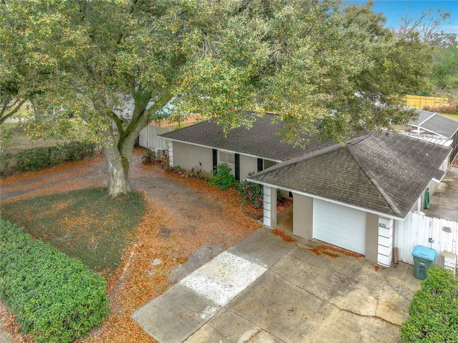 SKY LARK IN THE WOODS - Residential