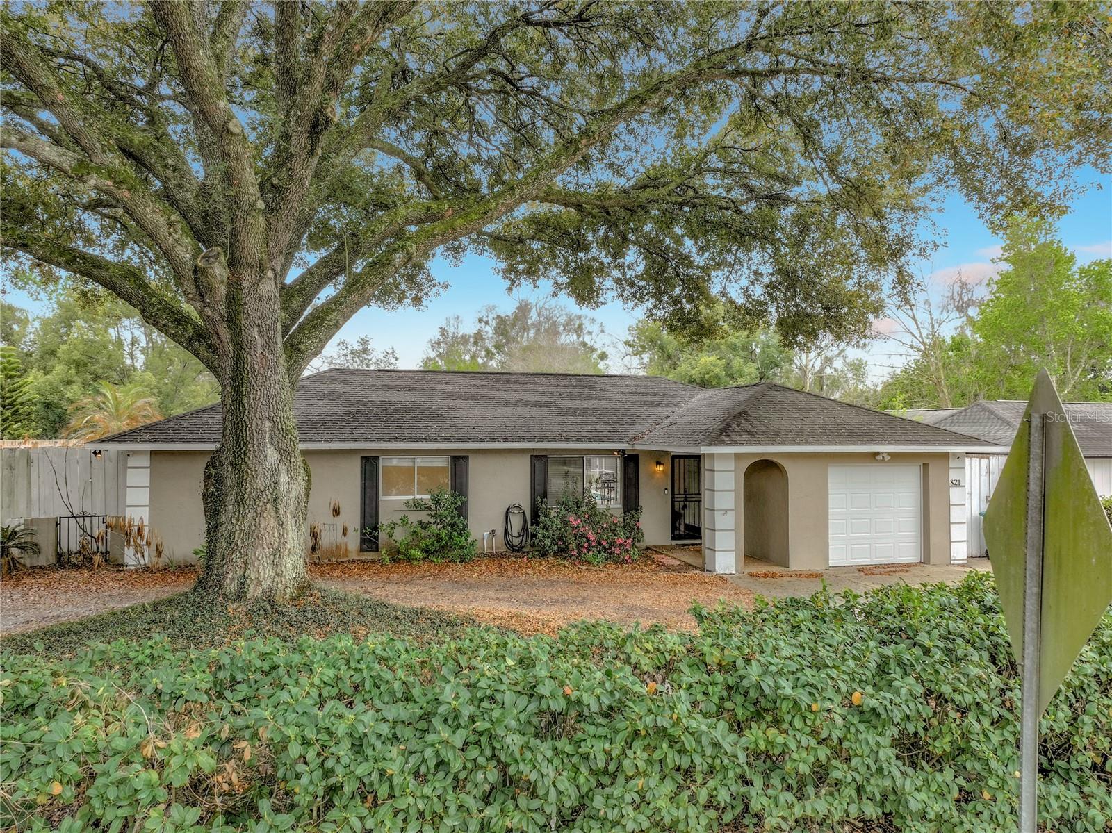 SKY LARK IN THE WOODS - Residential