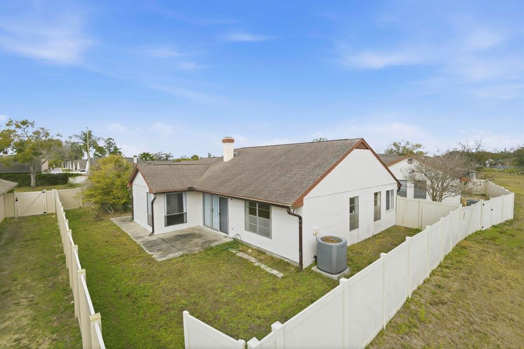 Photo of 10827 Venice Circle, Tampa, FL 33635 (MLS # O6385509)