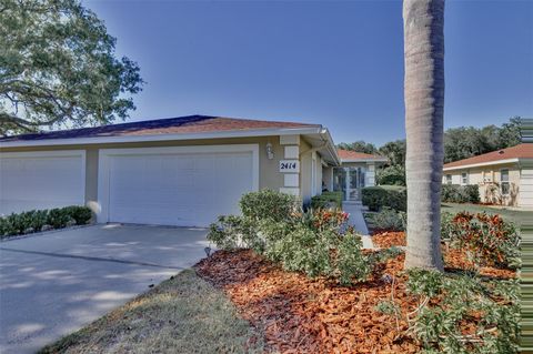 A home in PARRISH