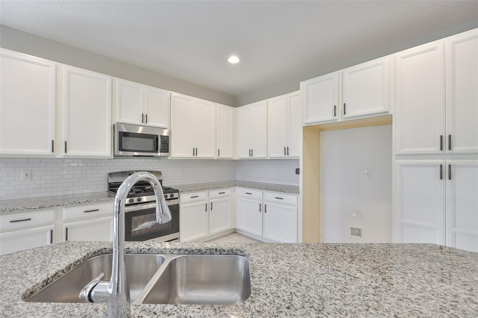 WATERSET PH 3C-2 - Residential Lease