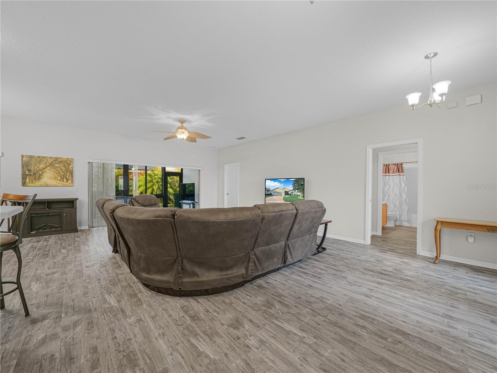 4424 WATERFORD DRIVE