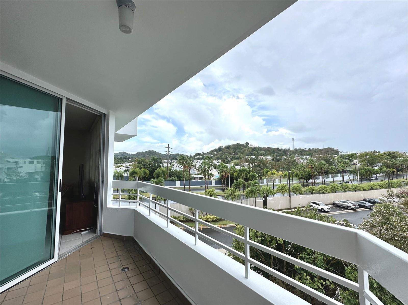 MONTE MAYOR 1107 - Residential Lease