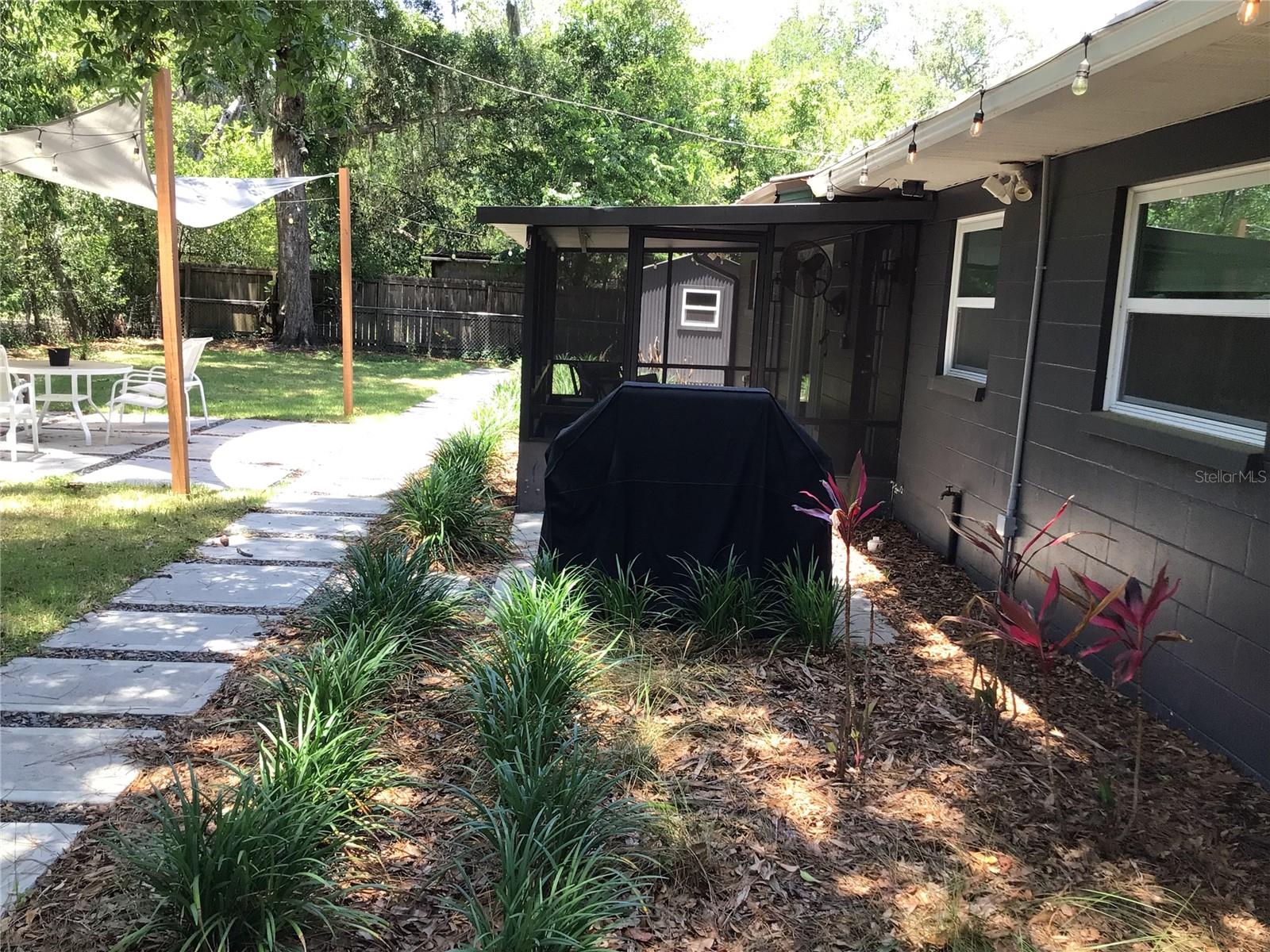 3906 NW 19TH STREET