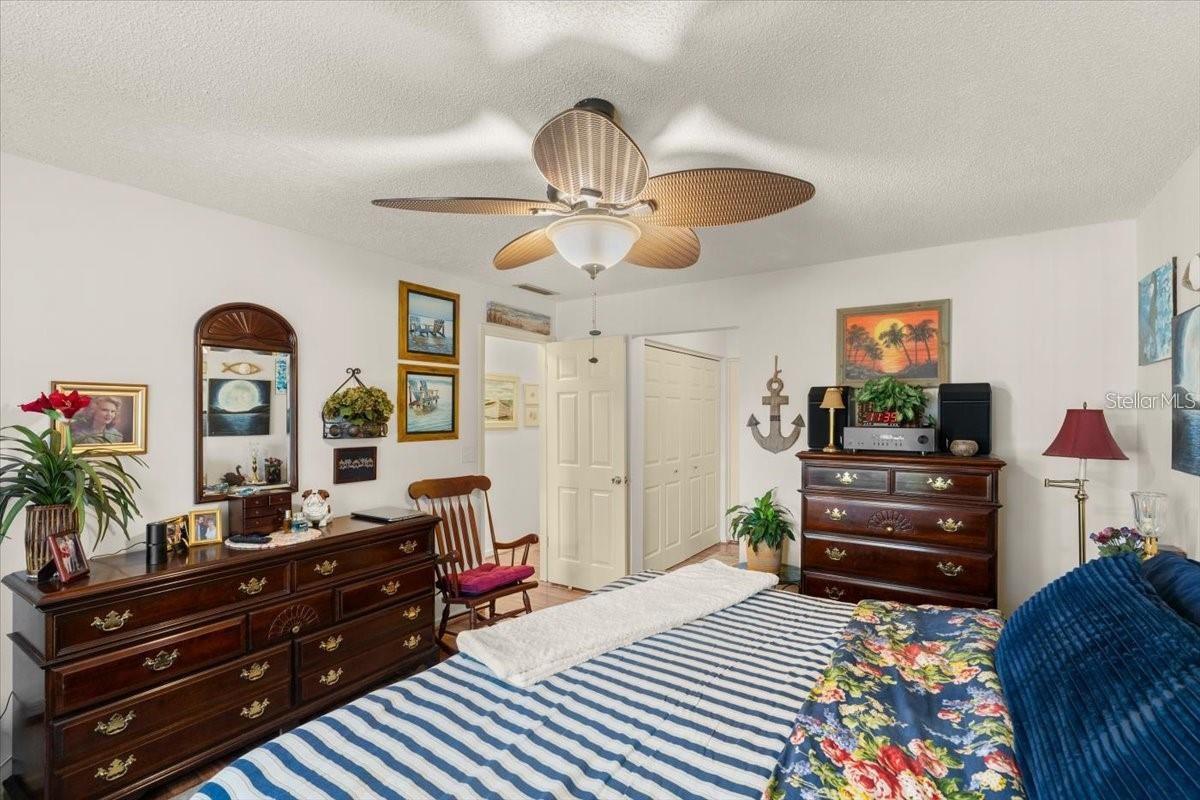 SHANGRI LA CONDO - Residential