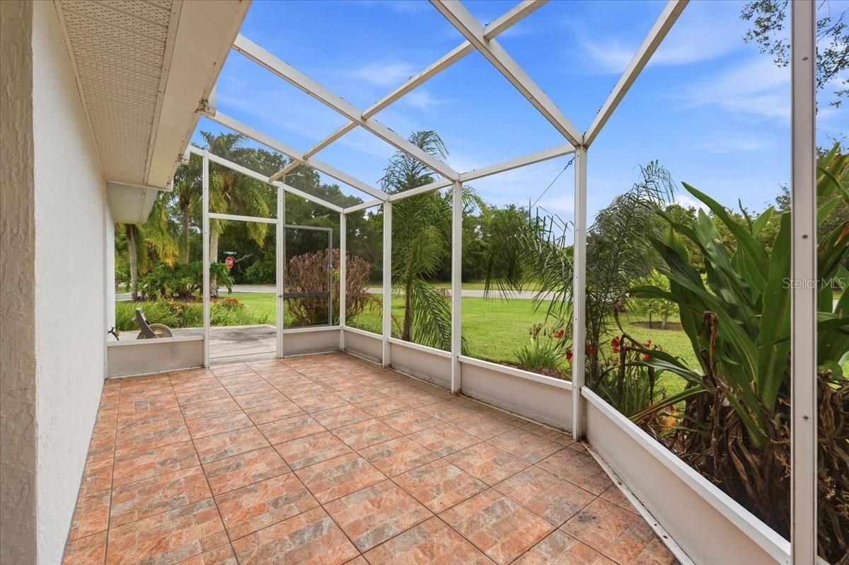 RICHMOND SQUARE PH 02 - Residential