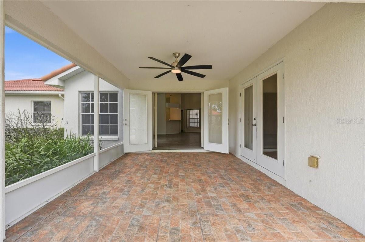 RICHMOND SQUARE PH 02 - Residential