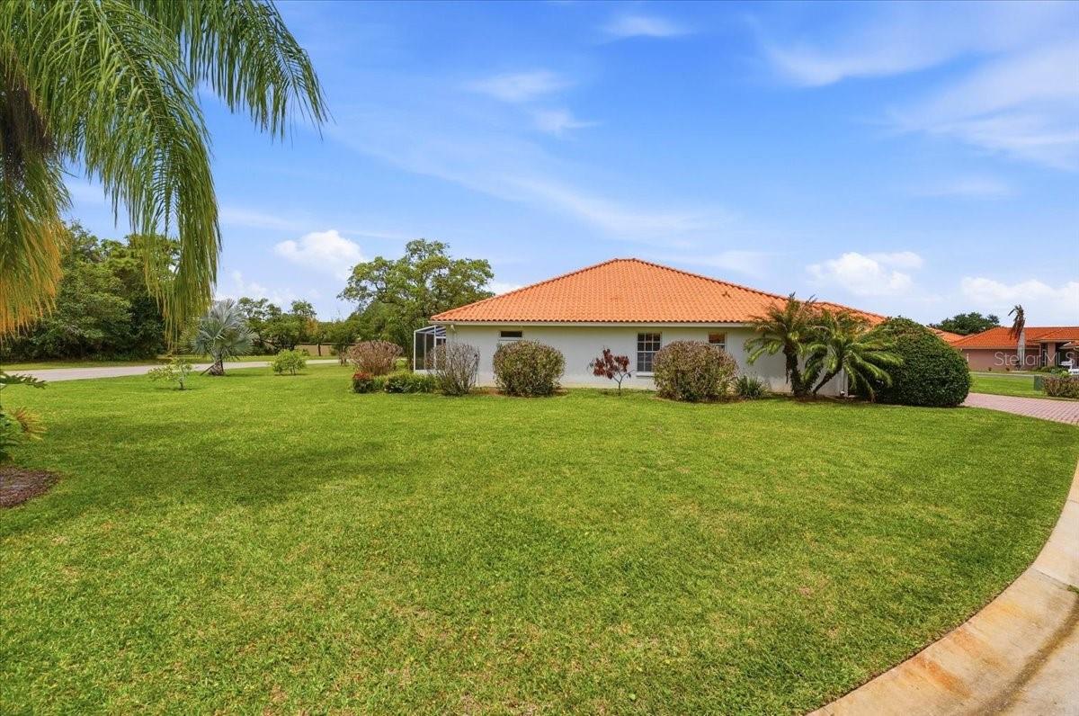 RICHMOND SQUARE PH 02 - Residential