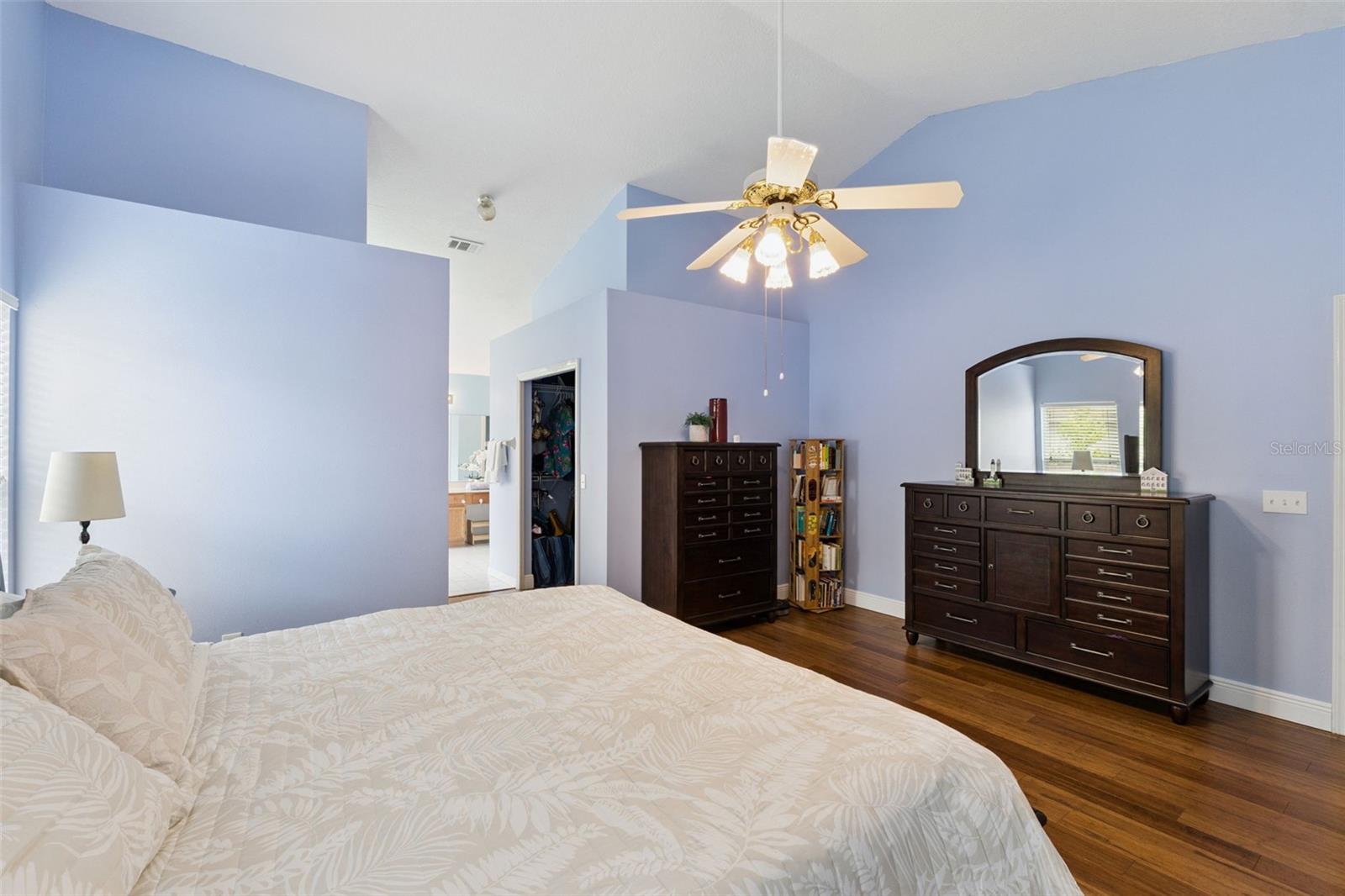 KINGSTON OAKS - Residential