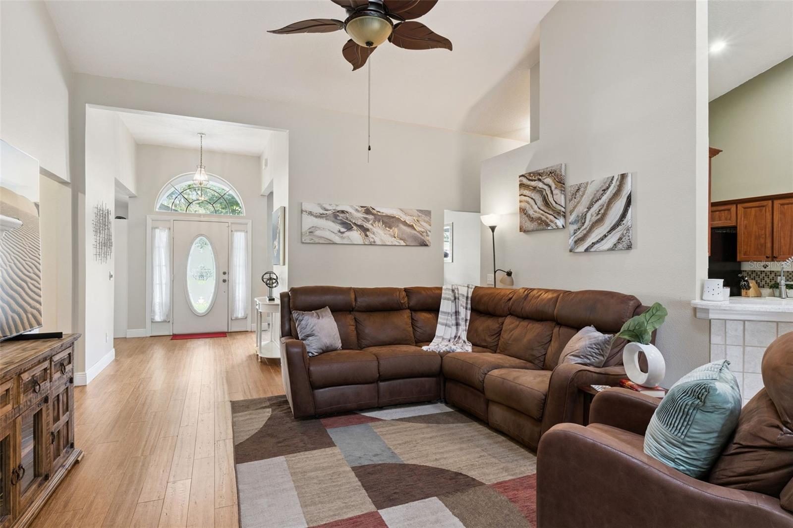 KINGSTON OAKS - Residential