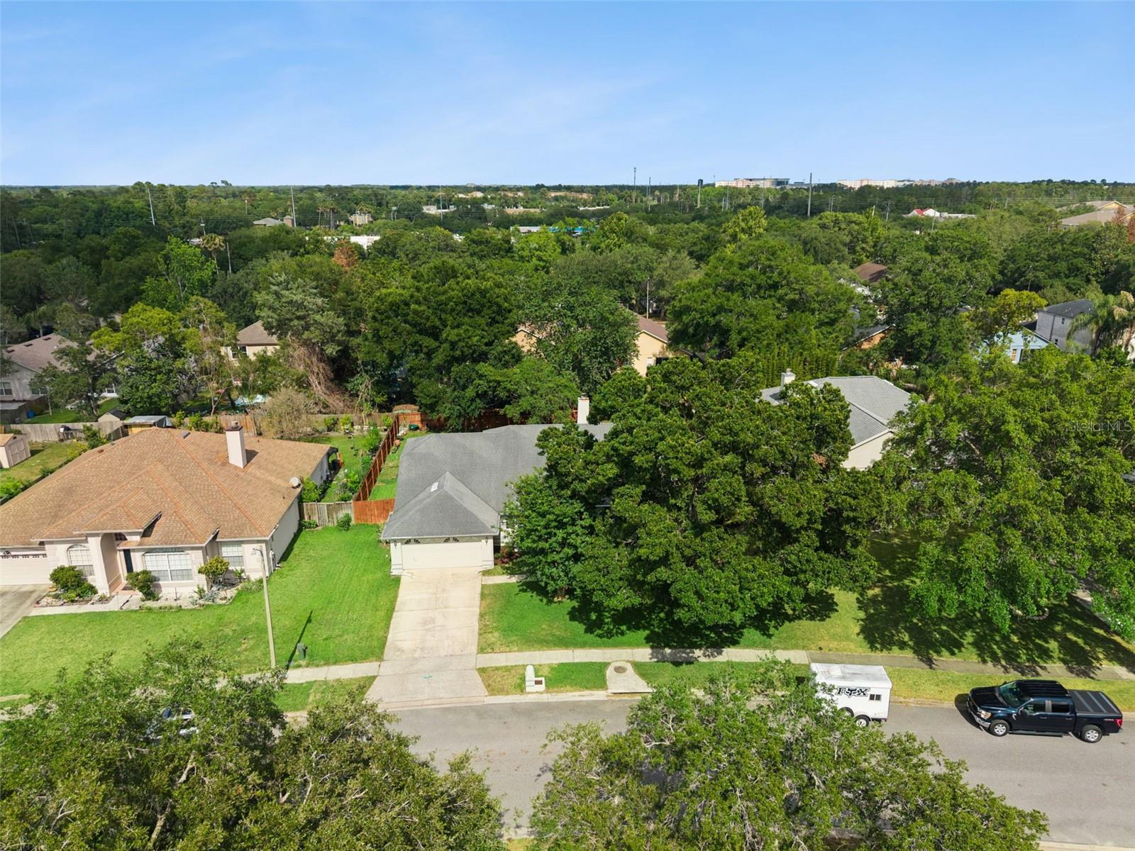 KINGSTON OAKS - Residential
