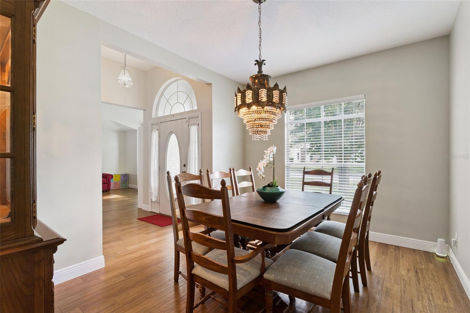 KINGSTON OAKS - Residential