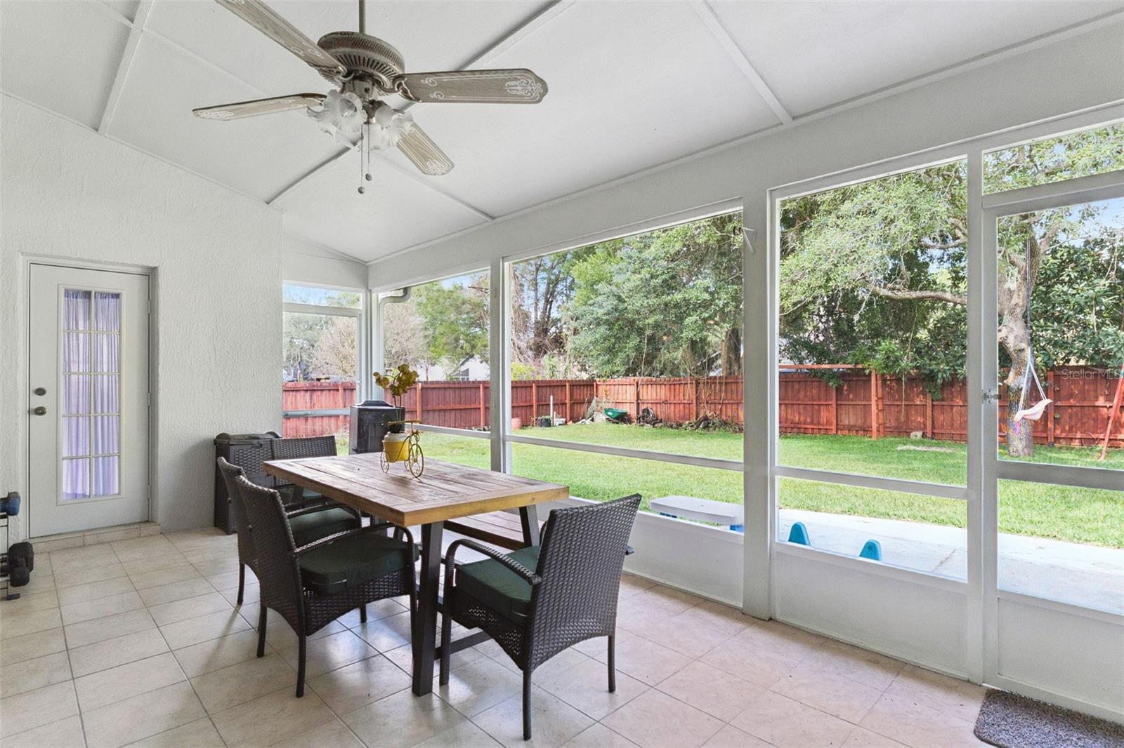 KINGSTON OAKS - Residential