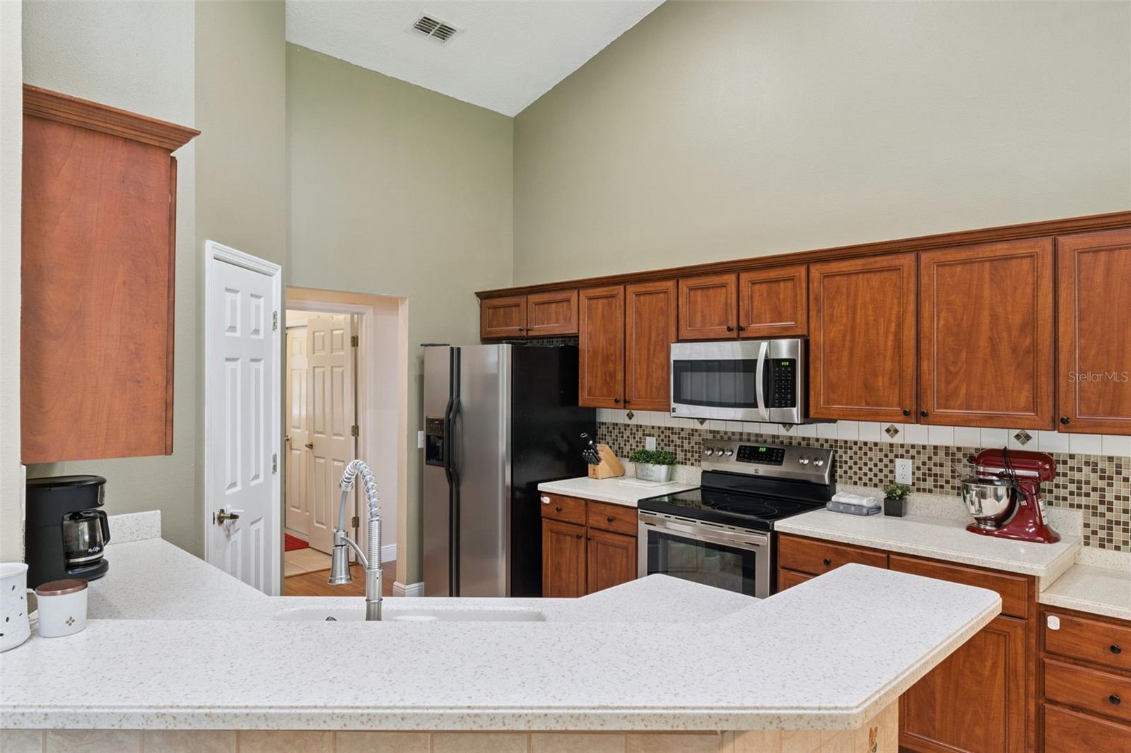 KINGSTON OAKS - Residential
