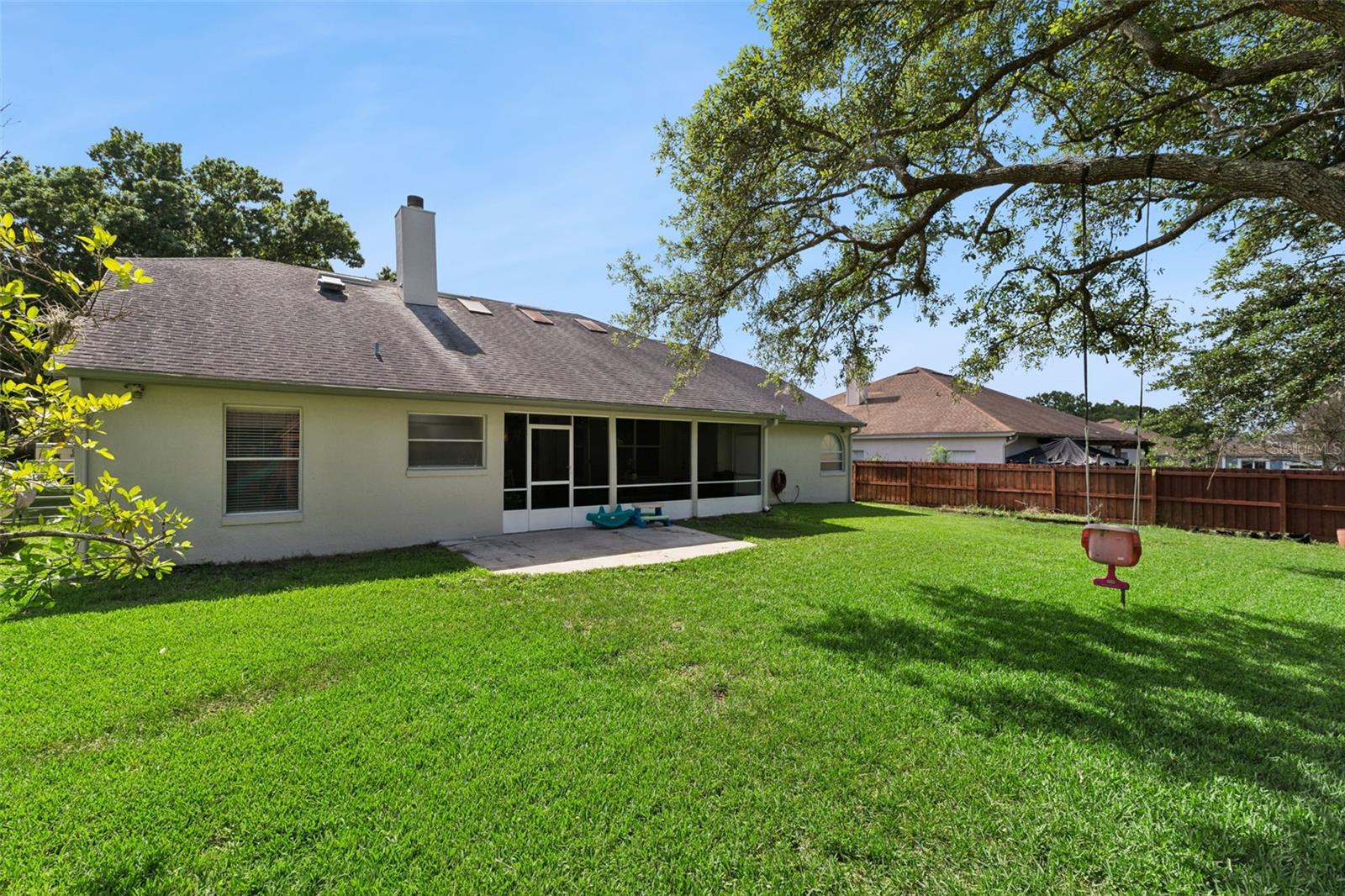 KINGSTON OAKS - Residential