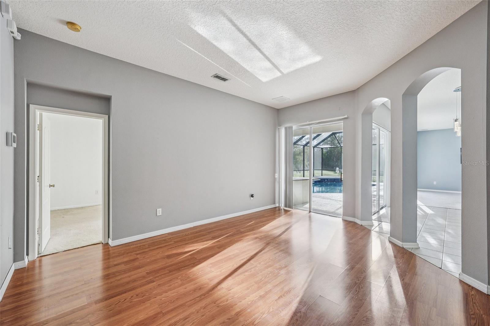 LEXINGTON OAKS VLGS 27A & 3L - Residential