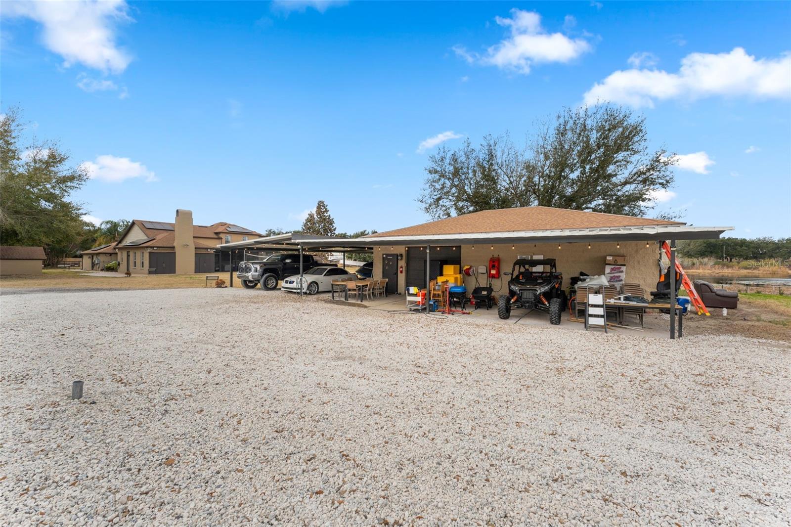 GROVELAND FARMS 16-22-25 - Residential