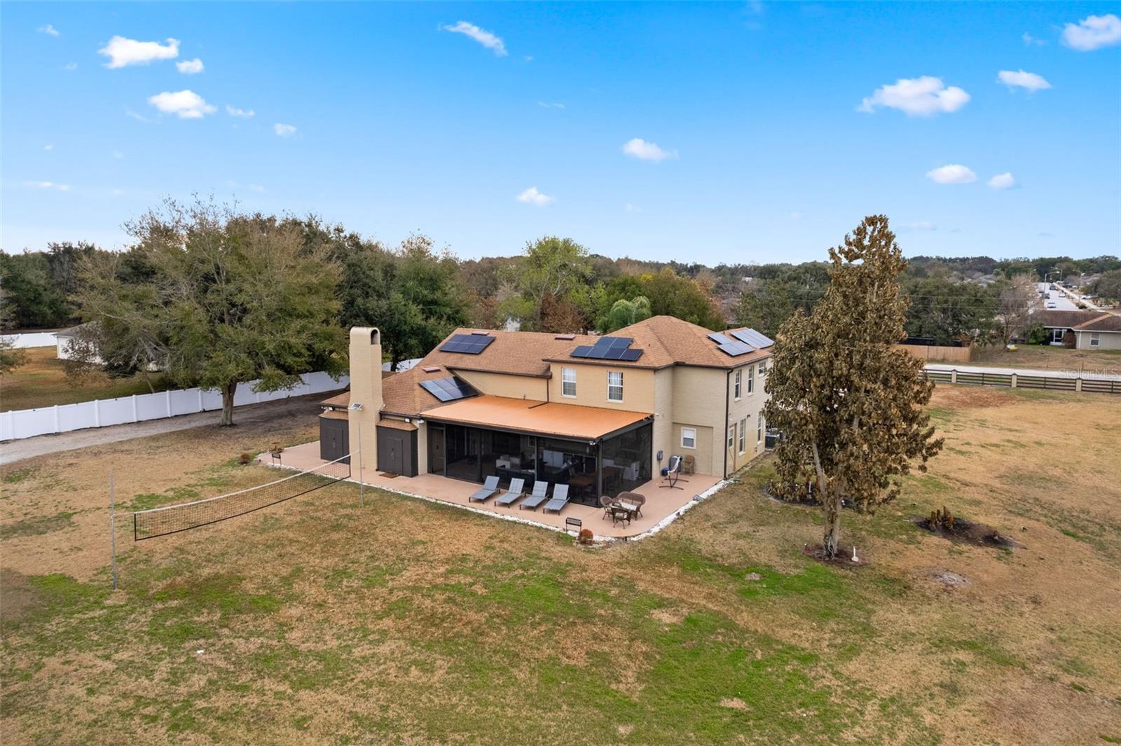 GROVELAND FARMS 16-22-25 - Residential