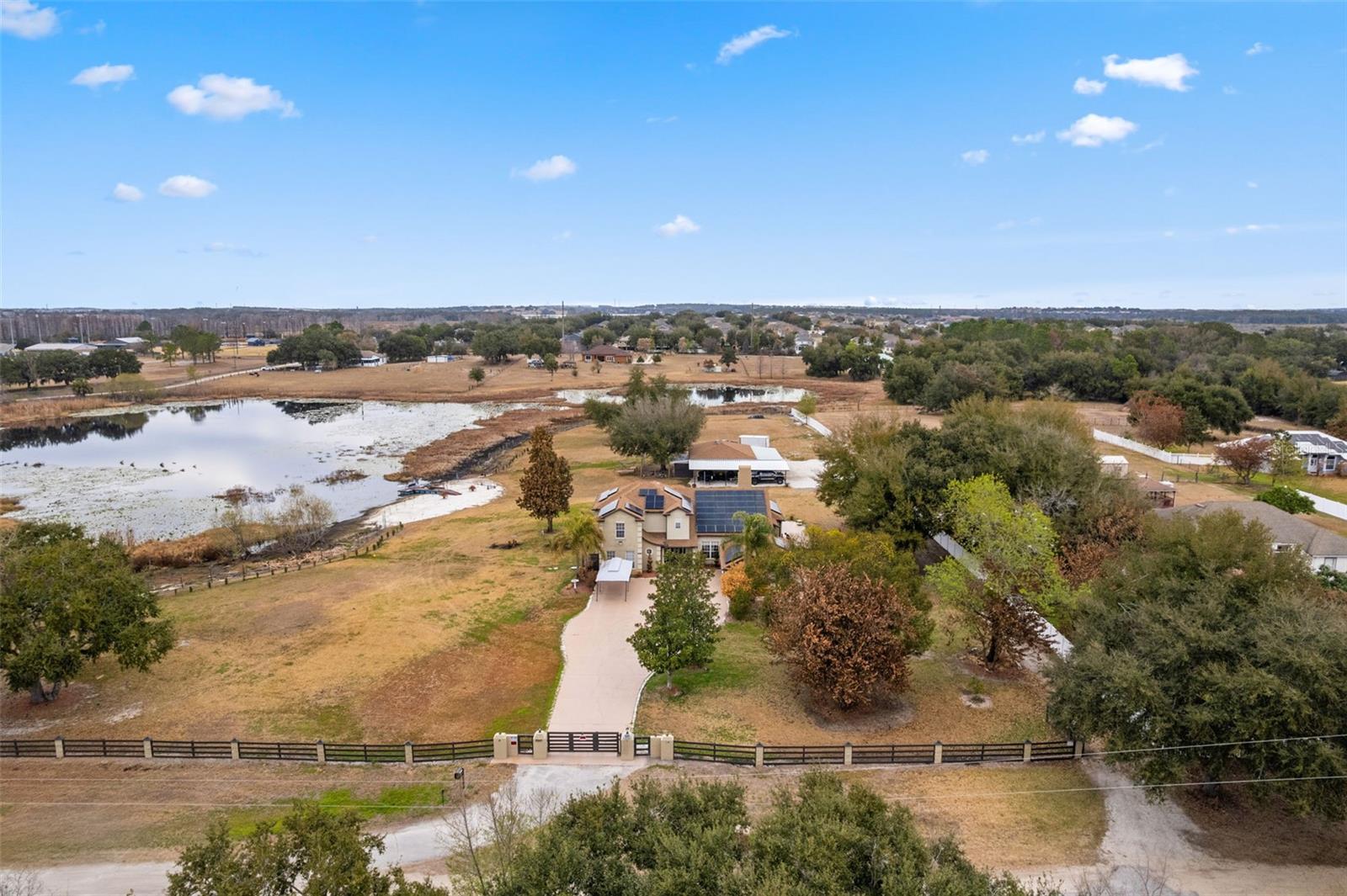 GROVELAND FARMS 16-22-25 - Residential