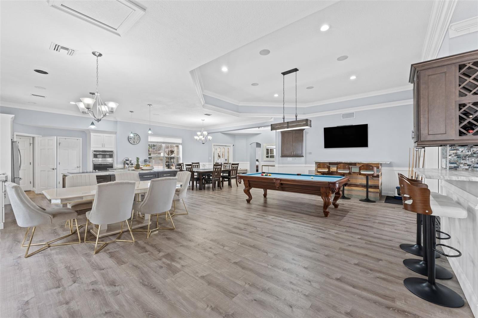 GROVELAND FARMS 16-22-25 - Residential