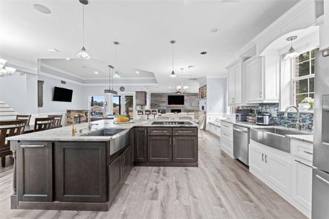 Tiny photo for 8549 Hillcrest Drive, Groveland, FL 34736 (MLS # O6381752)