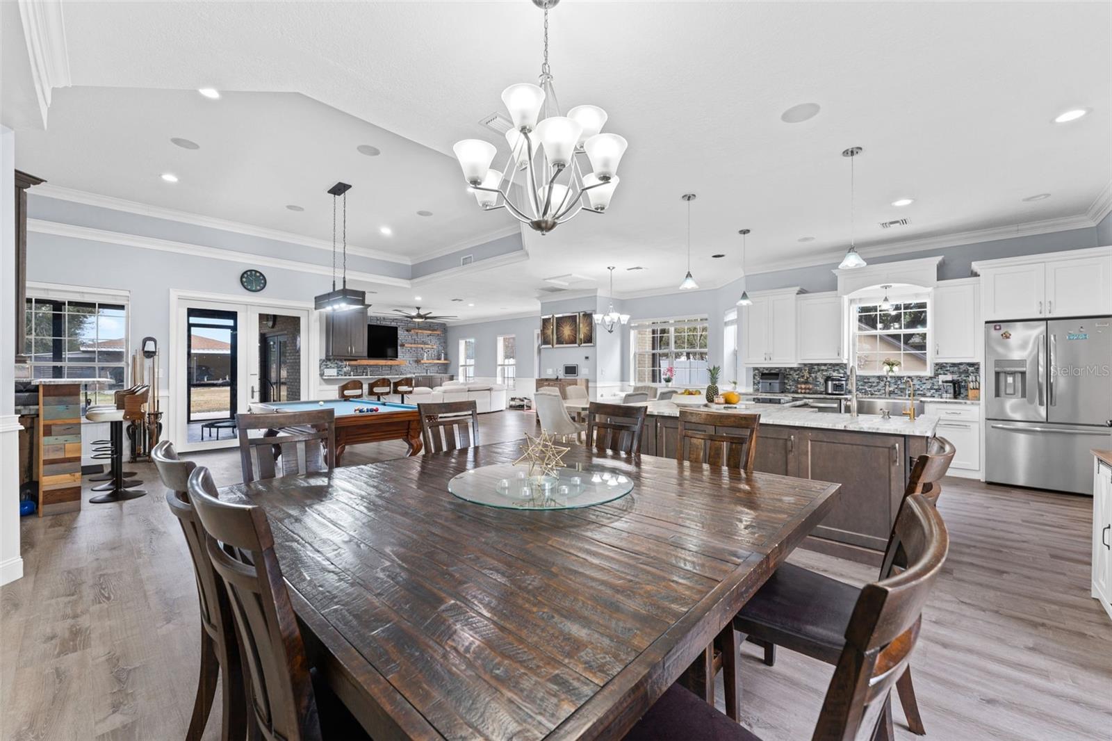 8549 HILLCREST DRIVE