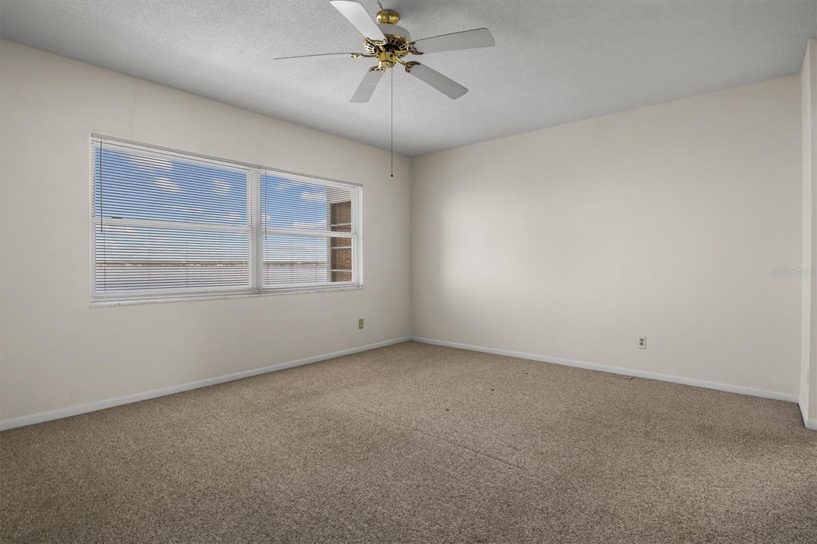 FOUNTAINHEAD CONDOS - Residential