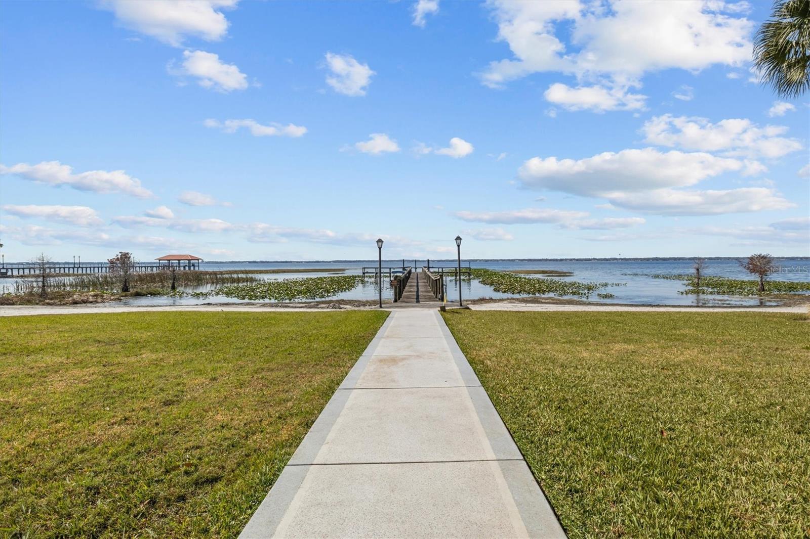 FOUNTAINHEAD CONDOS - Residential