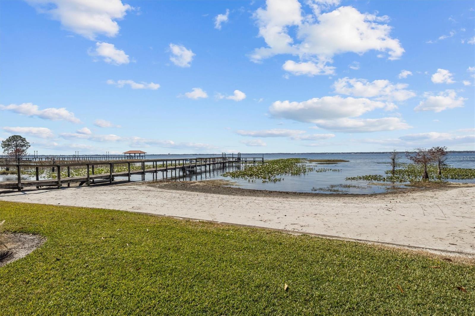 FOUNTAINHEAD CONDOS - Residential