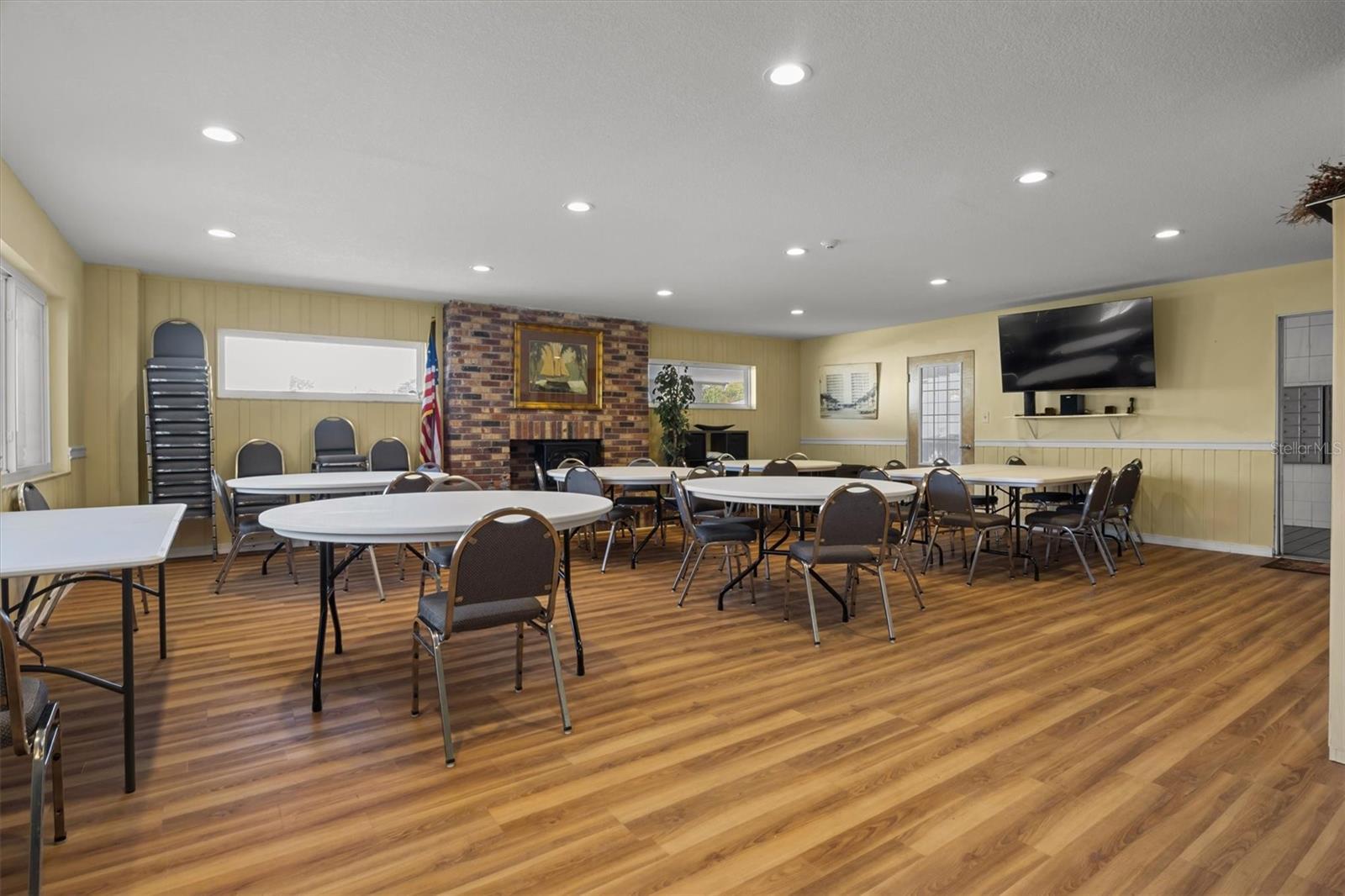 FOUNTAINHEAD CONDOS - Residential