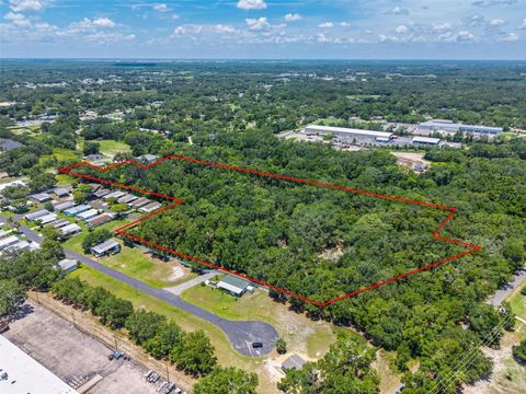 Tiny photo for Tbd Gourley Avenue, Leesburg, FL 34748 (MLS # G5104349)
