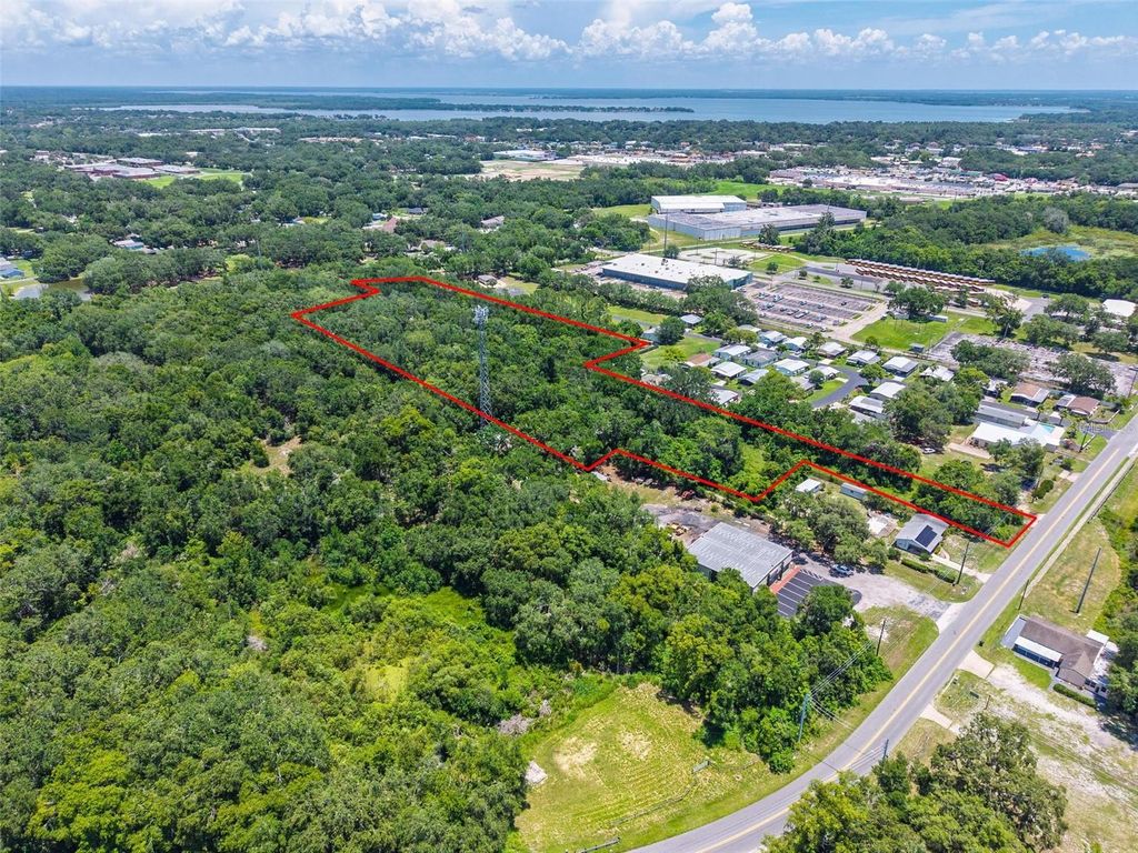 Photo of Tbd Gourley Avenue, Leesburg, FL 34748 (MLS # G5104349)