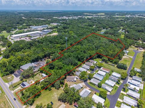 Tiny photo for Tbd Gourley Avenue, Leesburg, FL 34748 (MLS # G5104349)