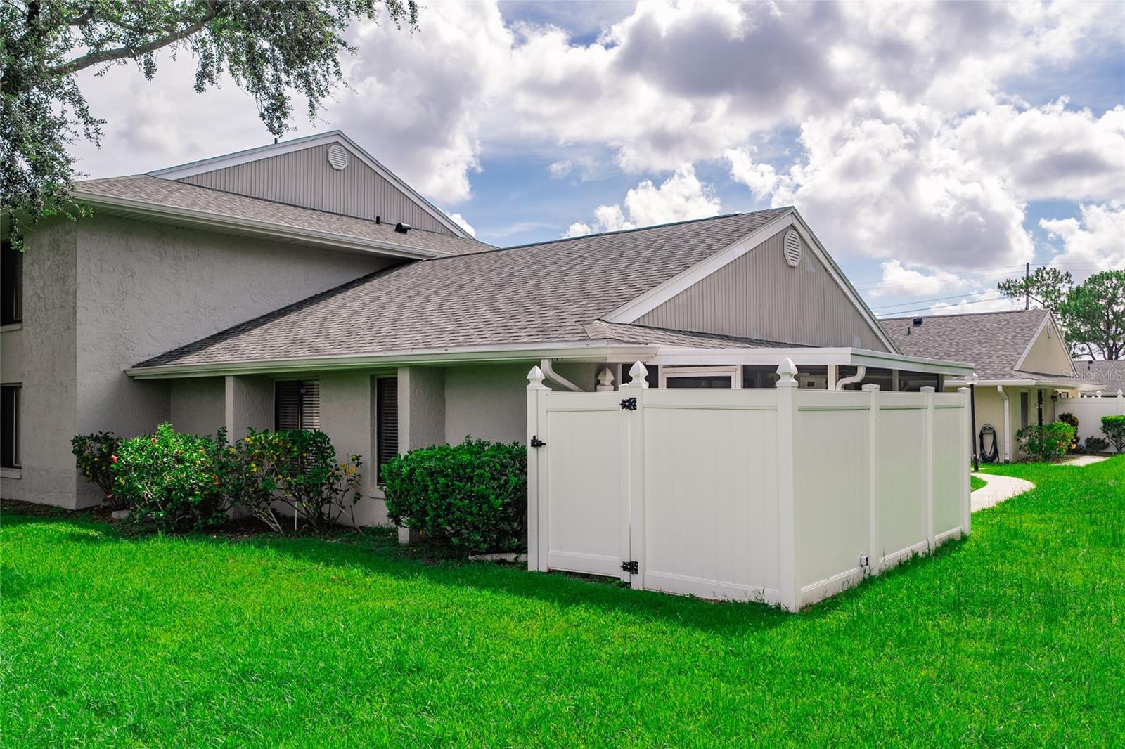 4438 PINEBARK AVE 4
