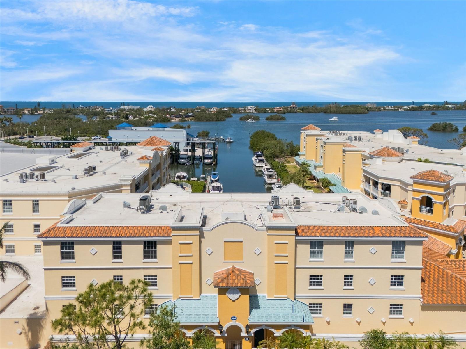 VILLAS AT BELLAGIO HARBOR VILLAGE - Residential Lease