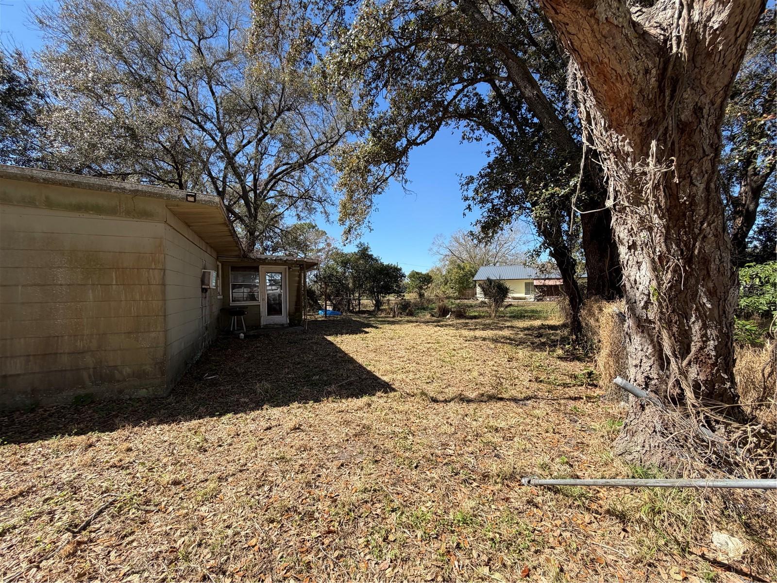 ACREAGE - Residential