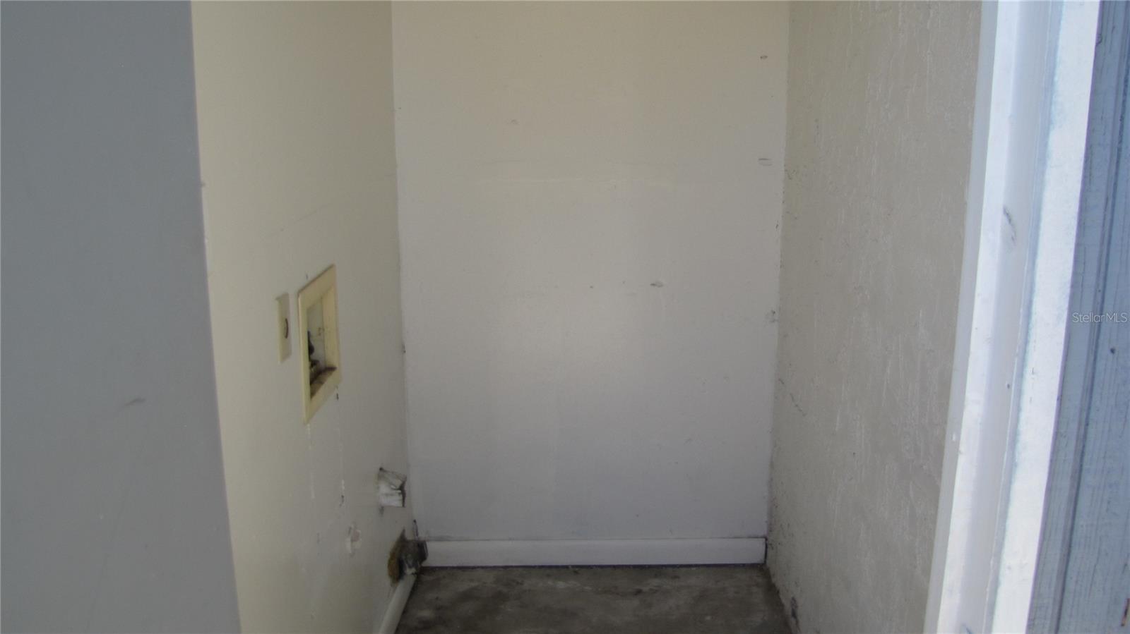 WASHINGTON SQUARE TOWNHOME CON - Residential Lease