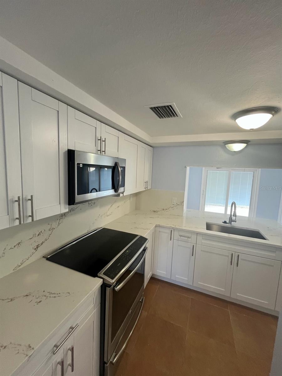 BEACON SQUARE - Residential