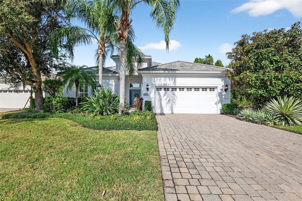Photo of 14361 Stirling Drive, Lakewood Ranch, FL 34202 (MLS # A4676324)