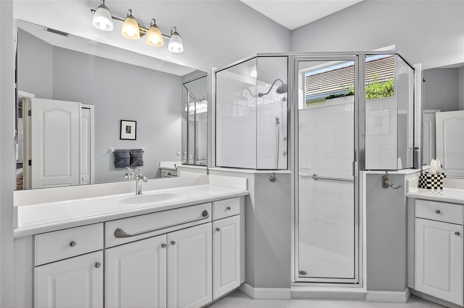 COUNTRY CLUB EAST AT LAKEWD RNCH QQ1 2B - Residential