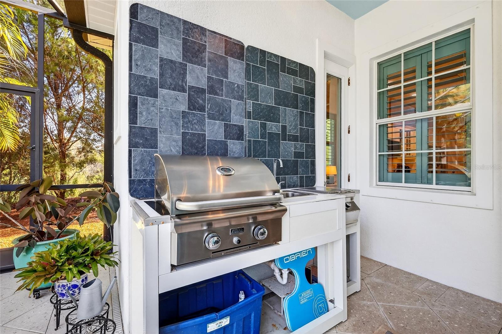 COUNTRY CLUB EAST AT LAKEWD RNCH QQ1 2B - Residential