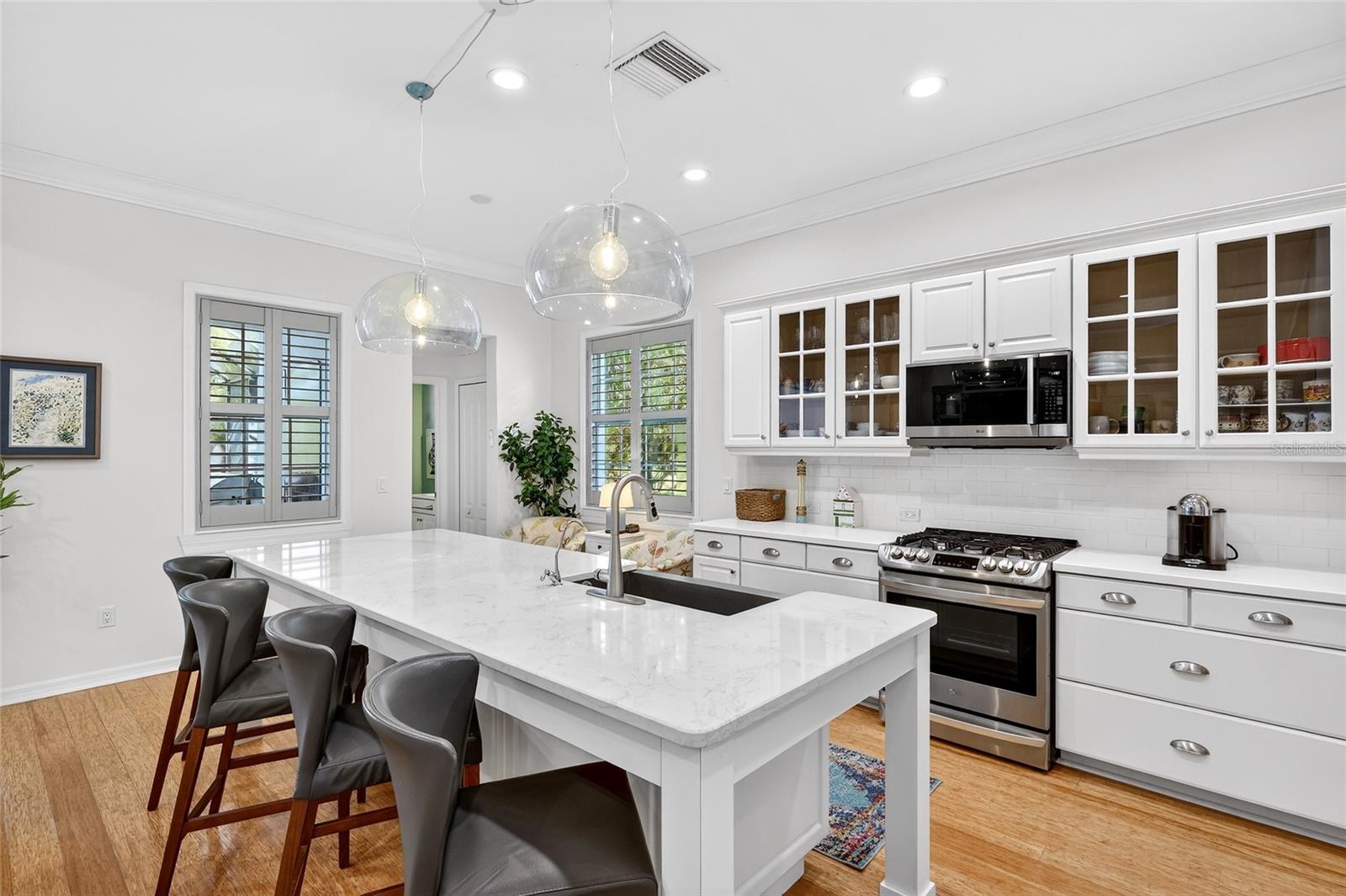 COUNTRY CLUB EAST AT LAKEWD RNCH QQ1 2B - Residential