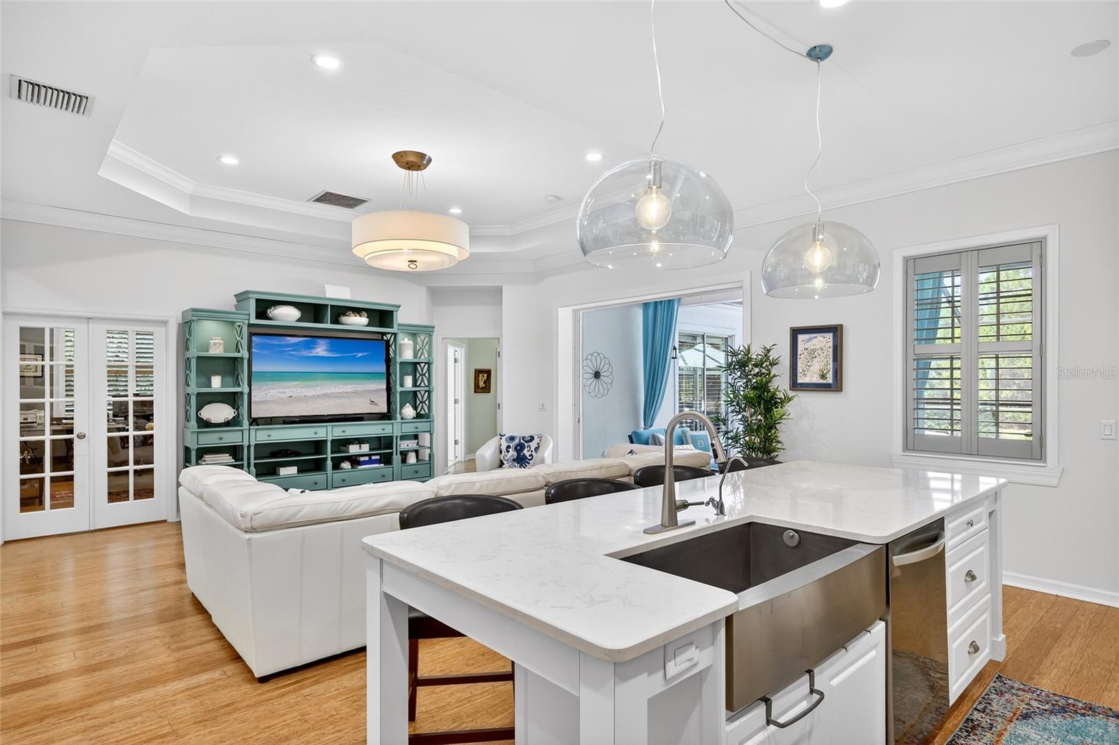 COUNTRY CLUB EAST AT LAKEWD RNCH QQ1 2B - Residential