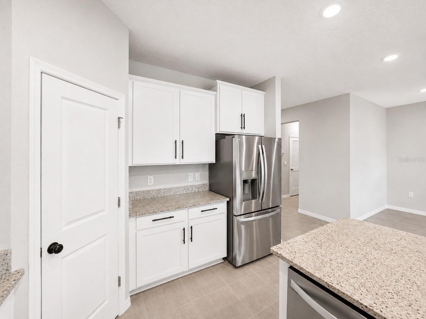 EPPERSON RANCH NORTH POD F PH - Residential Lease