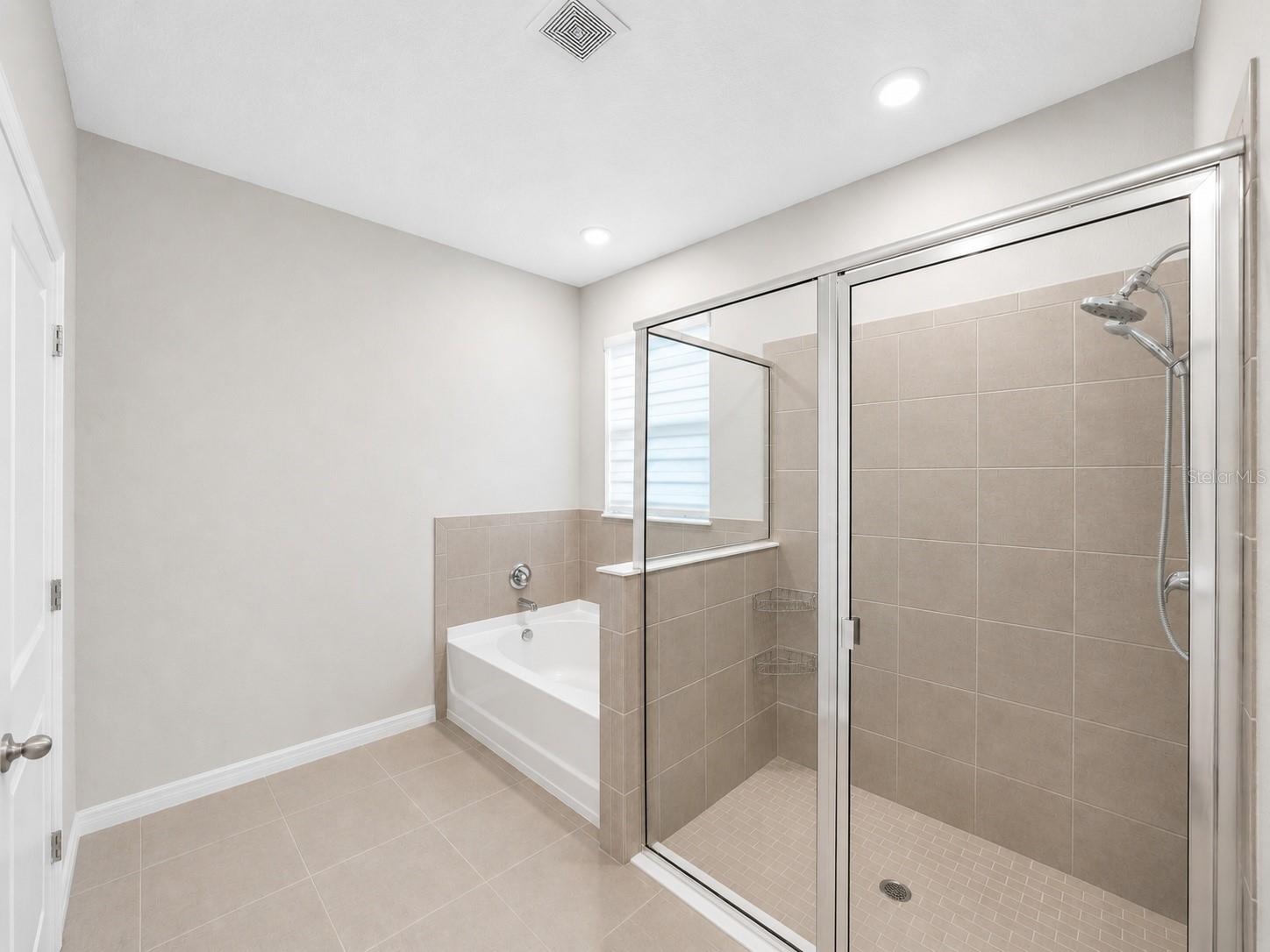 EPPERSON RANCH NORTH POD F PH - Residential Lease