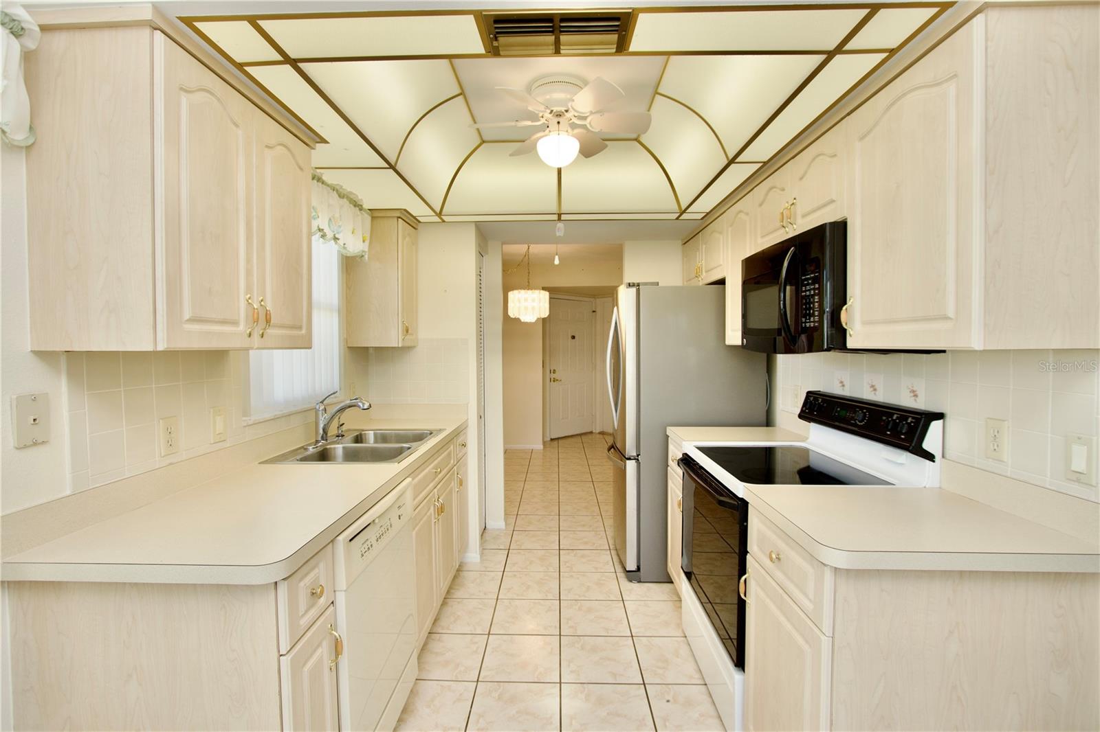 WEDGWOOD VILLAGE CONDO - Residential