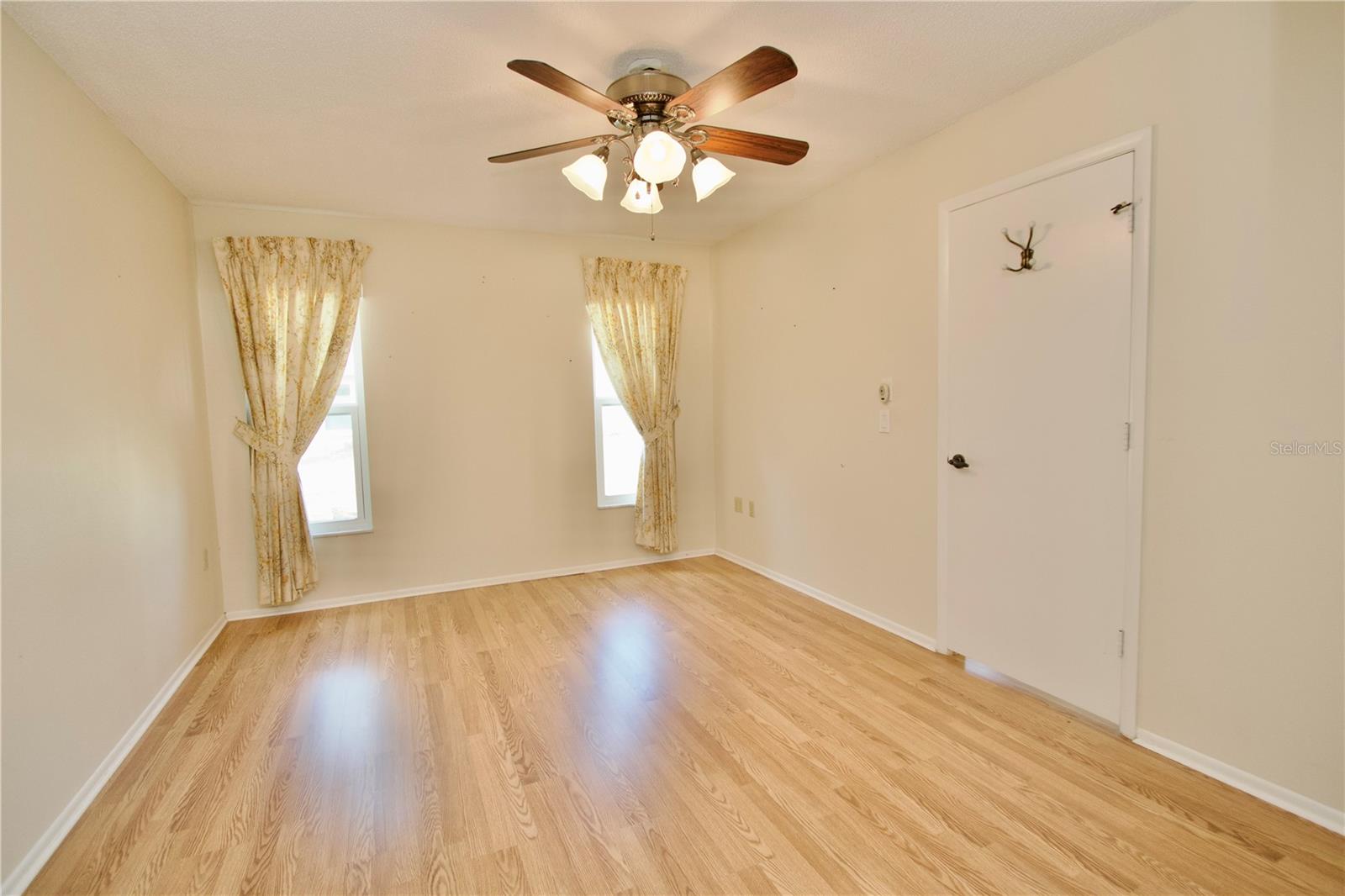 WEDGWOOD VILLAGE CONDO - Residential