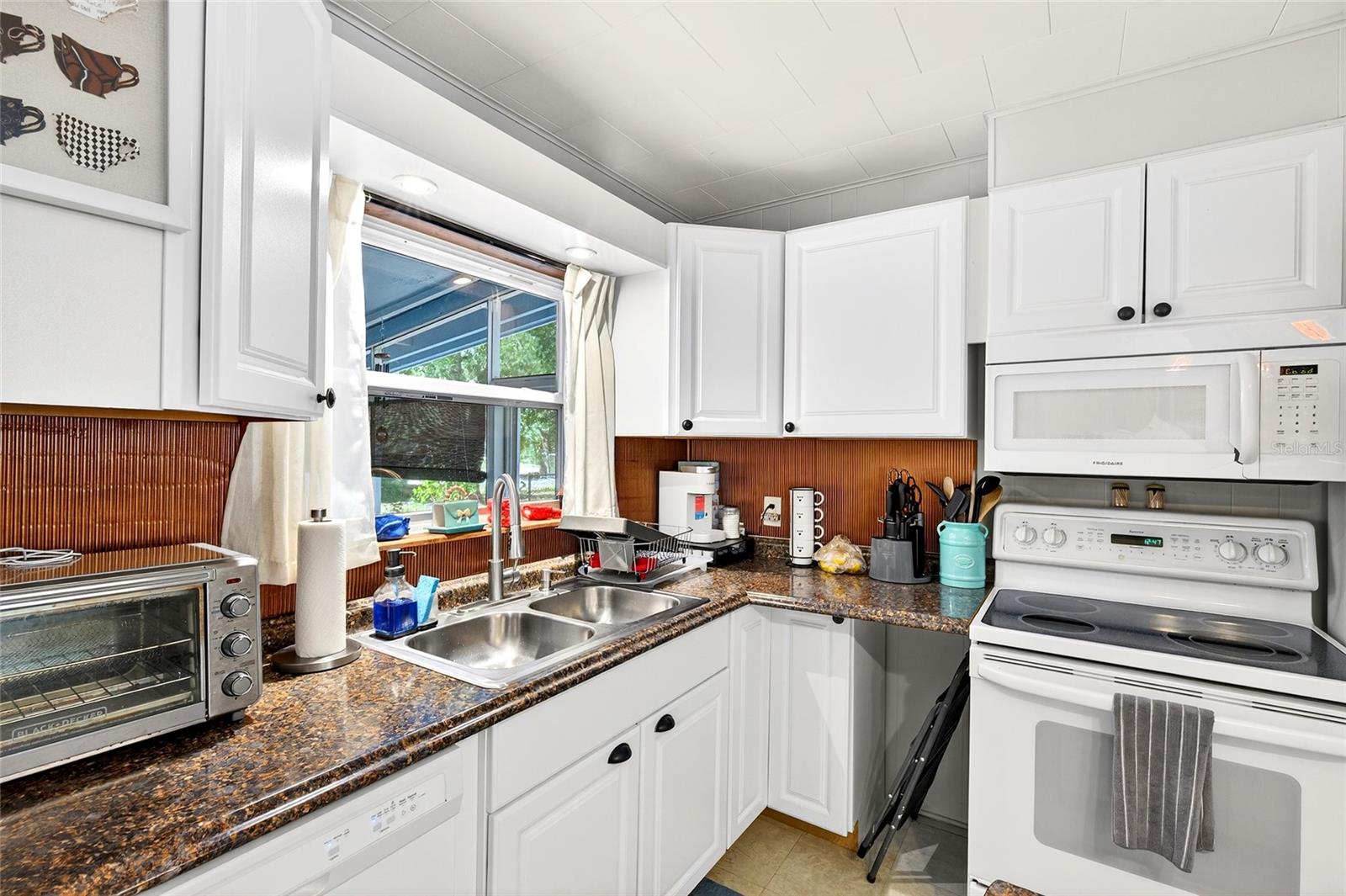 HOMOSASSA UNIT 06 - Residential