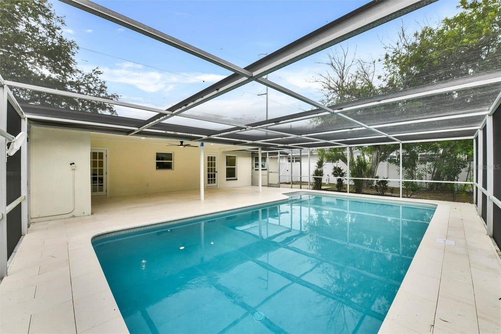Photo of 1207 S Belcher Road, Clearwater, FL 33764 (MLS # TB8554708)