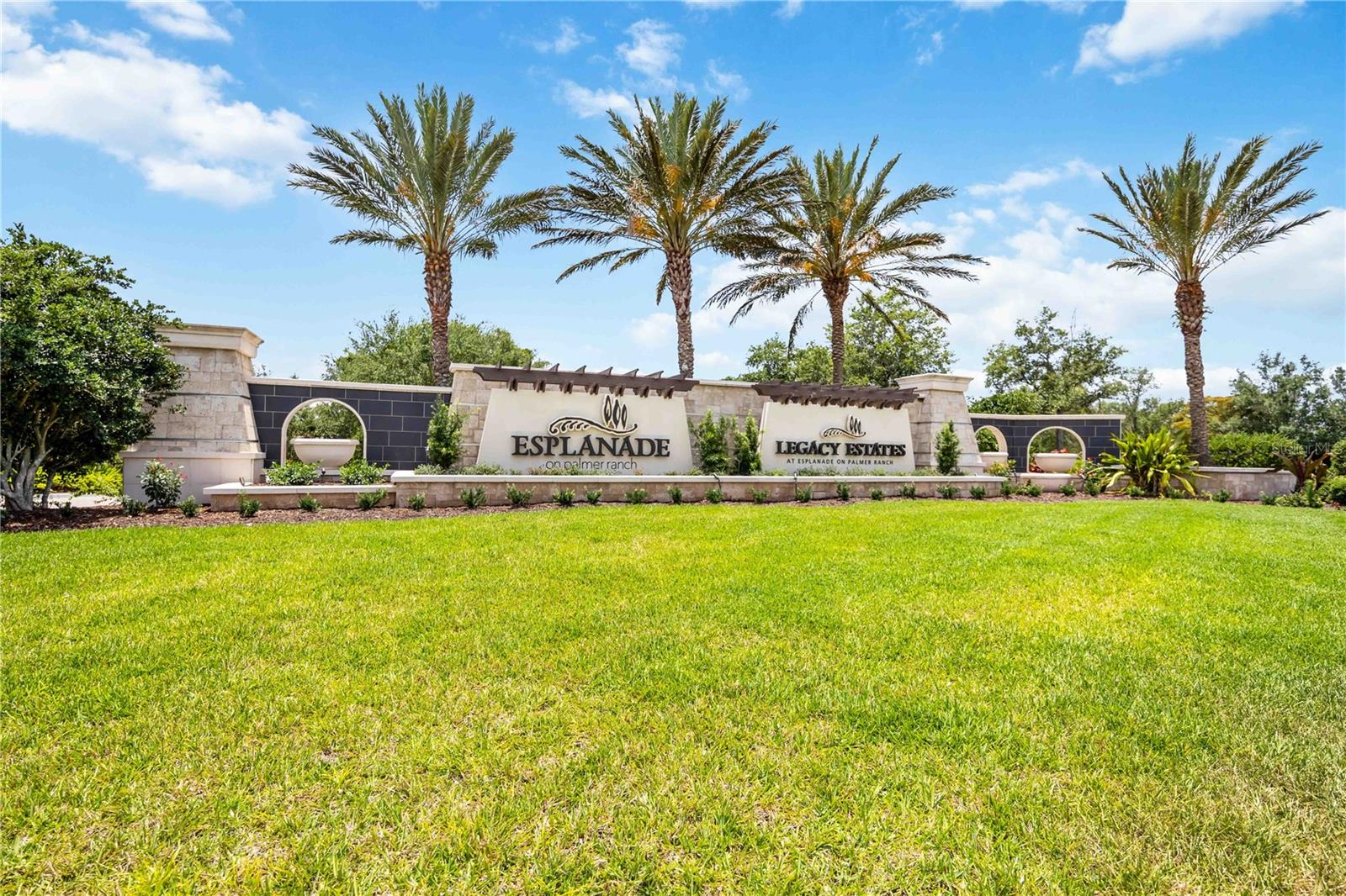 LEGACY ESTS/PALMER RANCH PH 2 - Residential